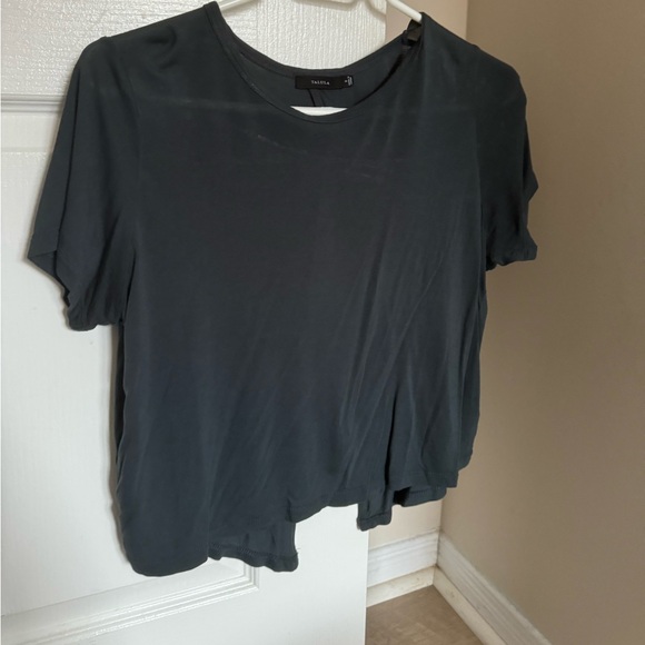 Aritzia Talula Open Back Chiba Tee in Dark Grey/steel blue - Picture 4 of 6